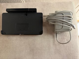 Nintendo 3DS Azul + Base + 3 Juegos