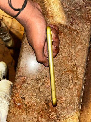 iPhone 11 Giallo