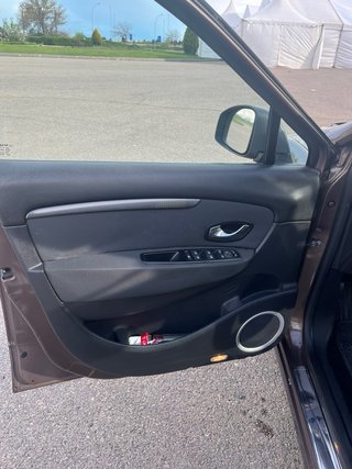 Renault Scenic 2011