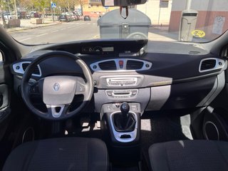 Renault Scenic 2011