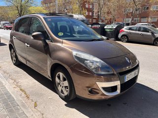 Renault Scenic 2011