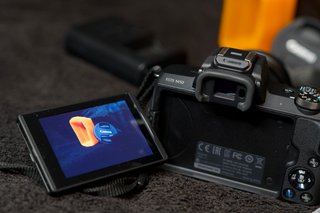 Canon EOS M50 + 11-22 IS STM + Kit Flash Yongnuo
