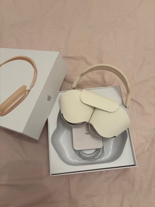 AirPods Max