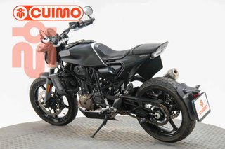 HUSQVARNA SVARTPILEN 701