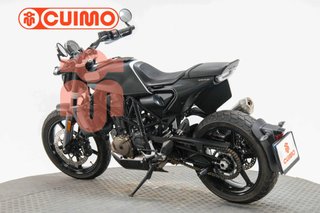 HUSQVARNA SVARTPILEN 701