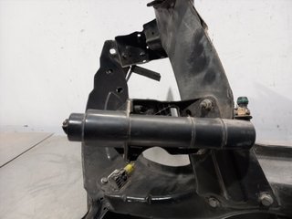 SOPORTE FARO IZQUIERDO MERCEDES-BENZ CLASE ML (BM