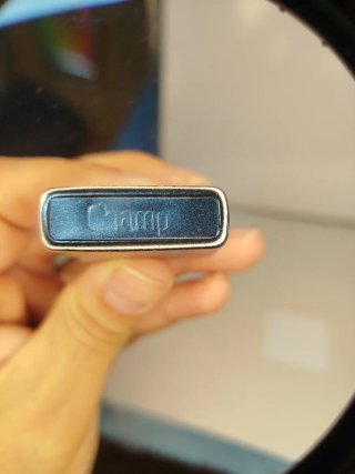 Lote 2 accendini: stile Zippo