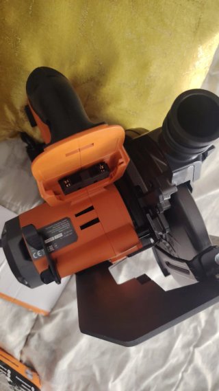AEG BKS18C2-0 Sierra Circular 18V (sin batería)