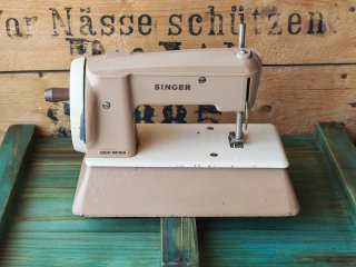 Máquina de coser infantil Singer Sewhandy 40K