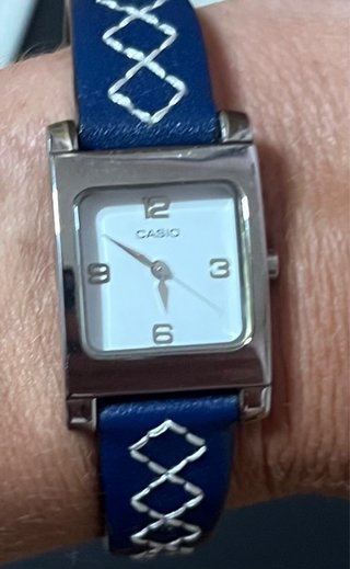 Reloj Casio Mujer Correa Azul