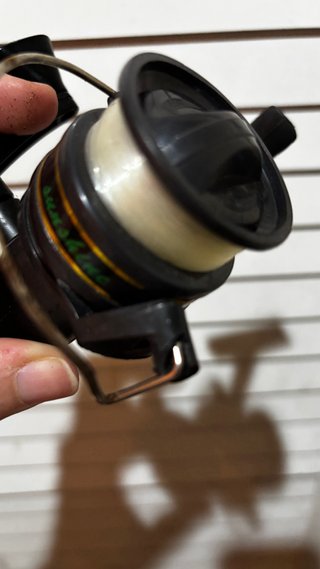 Carrete de pesca Sunshine S71000 pequeño