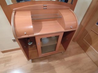 Mueble de entrada madera y cristal