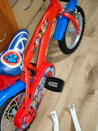 Bici infantil Patrulla Canina color rojo ❤️