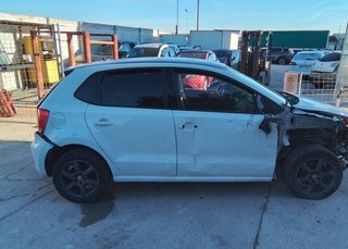 Centralita volkswagen 5132369 03l906023ma polo v