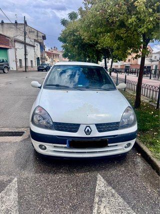 Renault Clio 2002