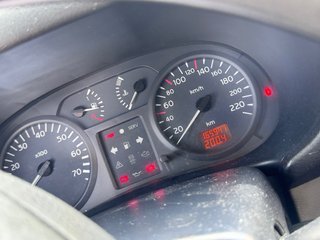 Renault Clio 2002