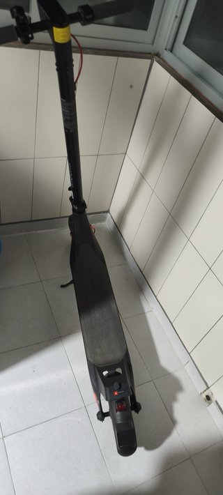 Patinete Eléctrico Negro