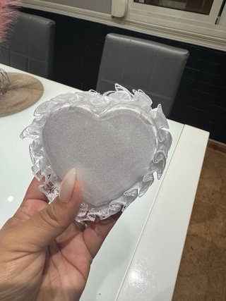 Porta anillos corazón encaje blanco