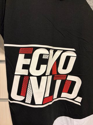 Camiseta con Capucha ECKO UNLTD - Nueva Talla L