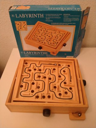 Laberinto de madera