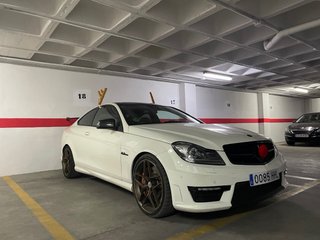 Mercedes W204 C350 C63