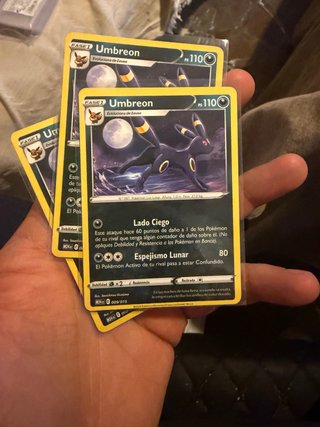 3 CartasPokémon Umbreon FASE 1 2024 20 cada una