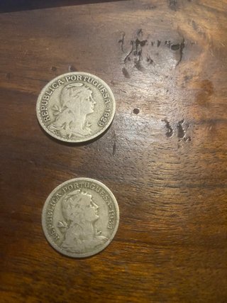 Lote 2 Monedas Portugal 1929 y 50 Centavos 1931