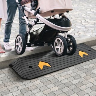 Rampa de Umbral de Goma Mejorada, Rampa para Sillas de Ruedas de 1" de Elevación para Puertas, Rampa de Bordillo Natural con Capacidad de Carga de 33069 lbs, Rampa de Bordillo de Goma con Superfic...