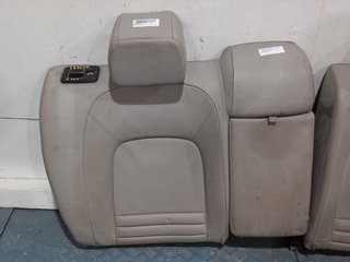 ASIENTOS TRASEROS PEUGEOT 407 COUPÉ UHZ