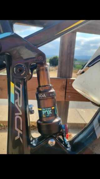 Megamo Track Full Carbón Kashima Sram X01