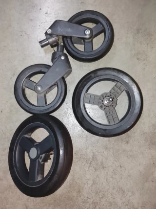 Ruedas Carro Oyster Zero con muy poco uso
