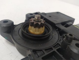 Motor elevalunas renault 807301396r megane 214624