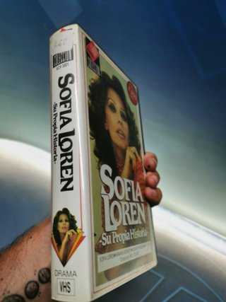 VHS - Sofía Loren Su propia historia - buen estado
