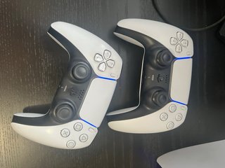 Ps5 Digital Edition + 2 Mandos