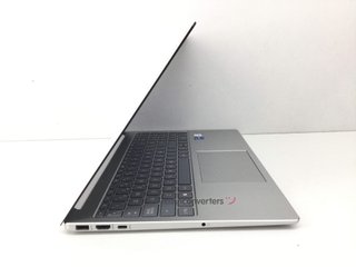pc portatil hp 15-fd0213ns