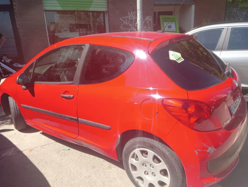 Peugeot 207 2007 - foto 1