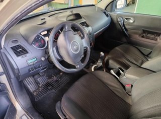 223806 centralita motor 8200619409 renault megane