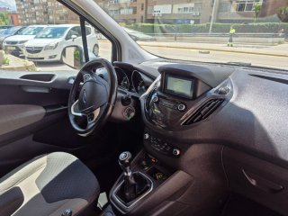 Transit Courier gasolina 2019