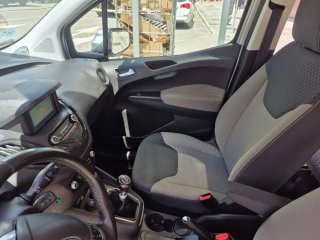 Transit Courier gasolina 2019