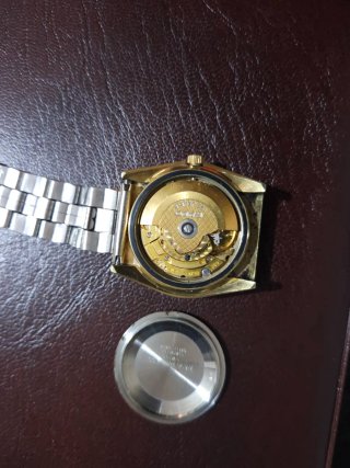 Reloj Rado Purple Sabre chapado en Oro