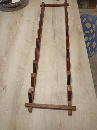 Espositore Katane 10 posti legno