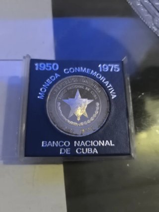 Moneda Conmemorativa Cuba 1950-1975