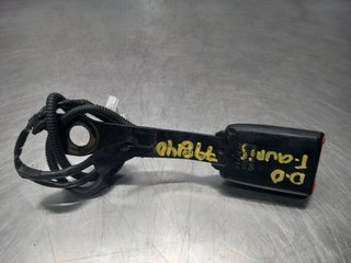ENGANCHE CINTURON DELANTERO DERECHO TOYOTA AURIS
