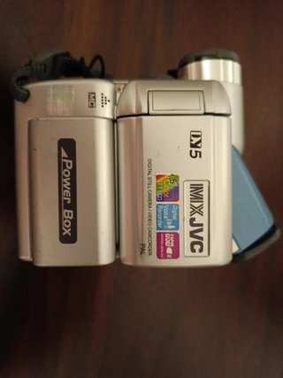Videocámara JVC DV5 Plata y Negra Con funda