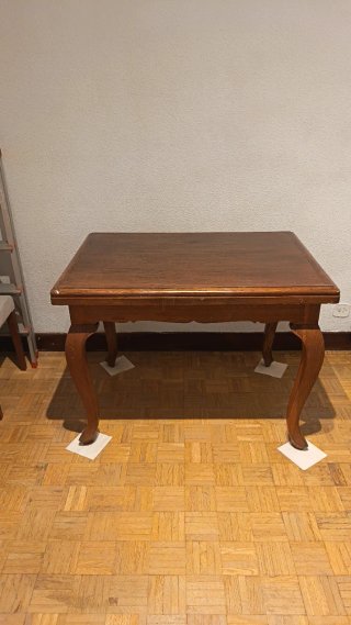Mesa de comedor de madera maciza extensible