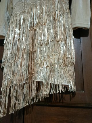 Vestido Fiesta Lentejuelas Flecos Beige/Dorado