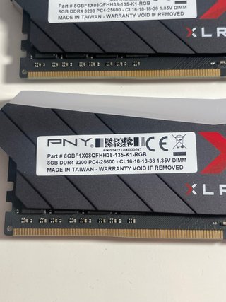 2x8gb PNY DDR4 16GB 3200MHz RGB