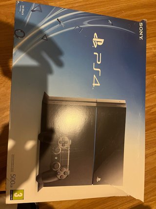 PS4 (PlayStation 4) 500GB Jet Black
