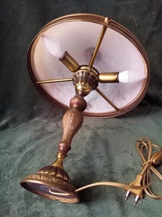 Lámpara de Sobremesa de Bronce "Art Nouveau"