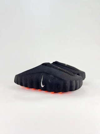 Nike Zapatillas Negras y Naranjas